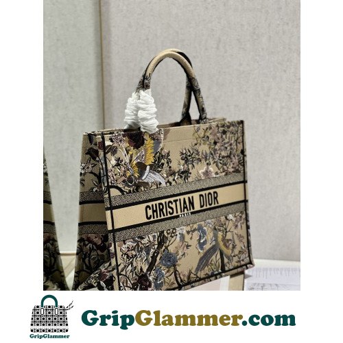 Dior Book Tote Large 42cm - Image 6