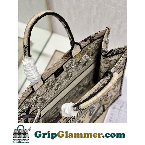 Dior Book Tote Large 42cm - Image 8