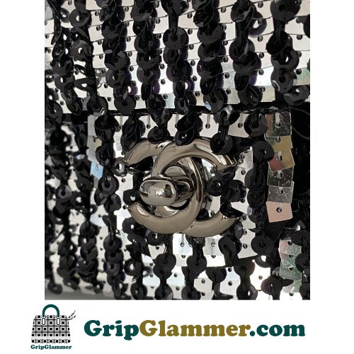 Chanel Flap Bag 20cm (Mini) - Image 5