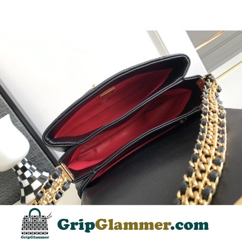 Chanel Flap Bag 20cm (Mini) - Image 8