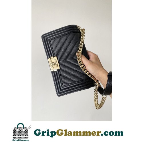 Chanel Boy Bag Caviar 25cm Medium Lushentic AAAAA grade replica - Image 4