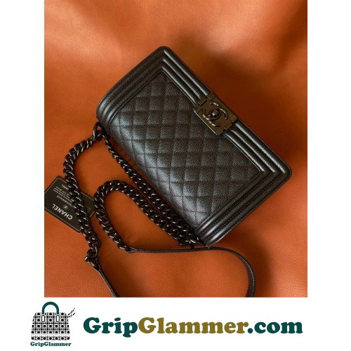 Chanel Boy Bag Caviar 25cm Medium Lushentic AAAAA grade replica - Image 5