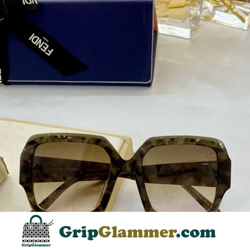 Sunglasses - Image 7