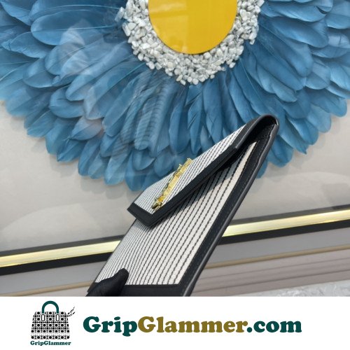 YSL Wallet - Image 4